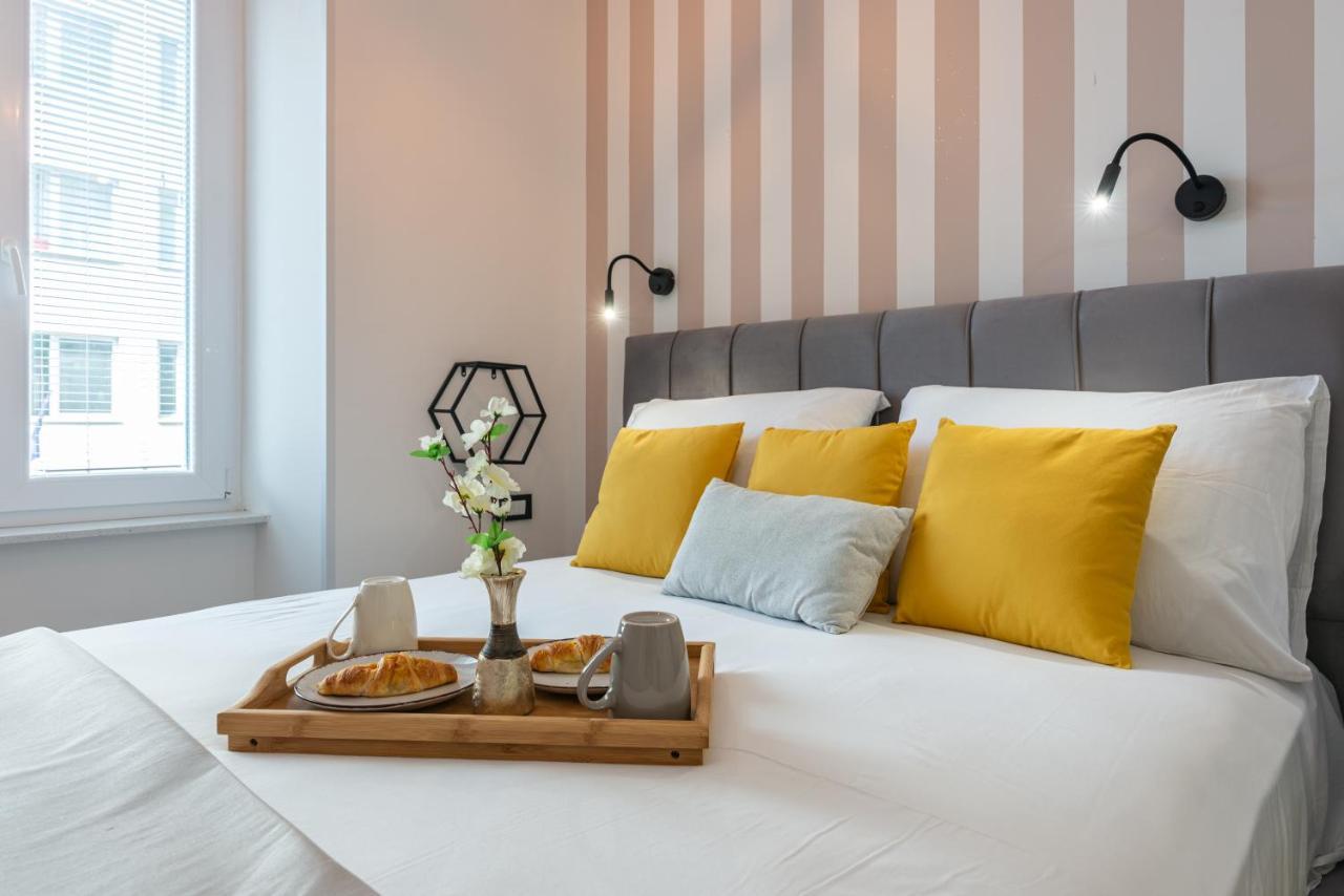 Apartments & Rooms Six 리예카 외부 사진